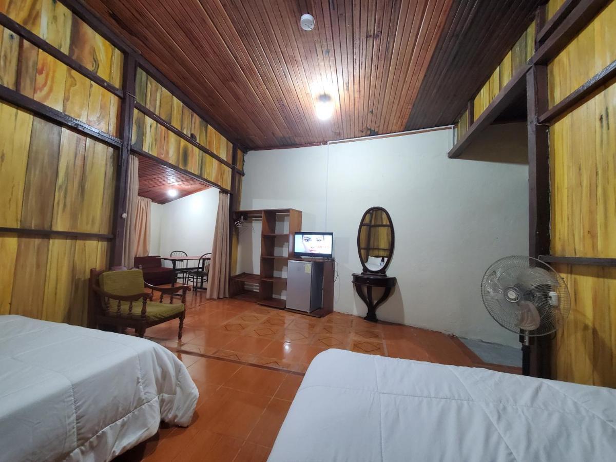Casa Blanca Hortencia Sucua Exterior foto