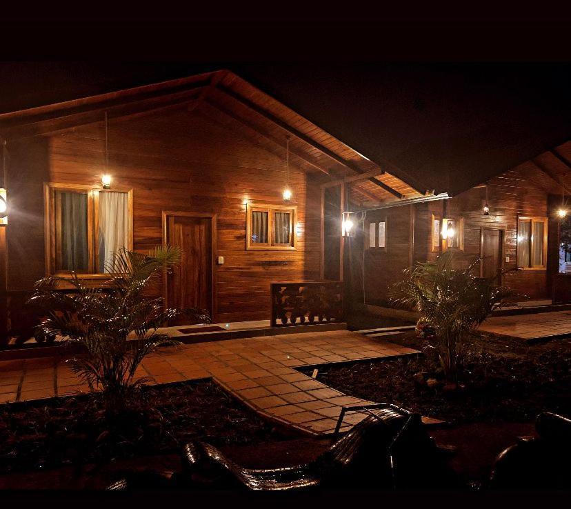 Casa Blanca Hortencia Sucua Exterior foto